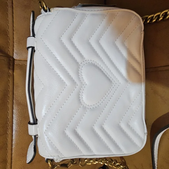 Gucci White GG Marmont Quilted Shoulder Bag - Picture 3 of 14
